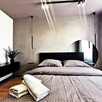 Gliniana Apartment ~ Self Check-In 24H ~ Lift